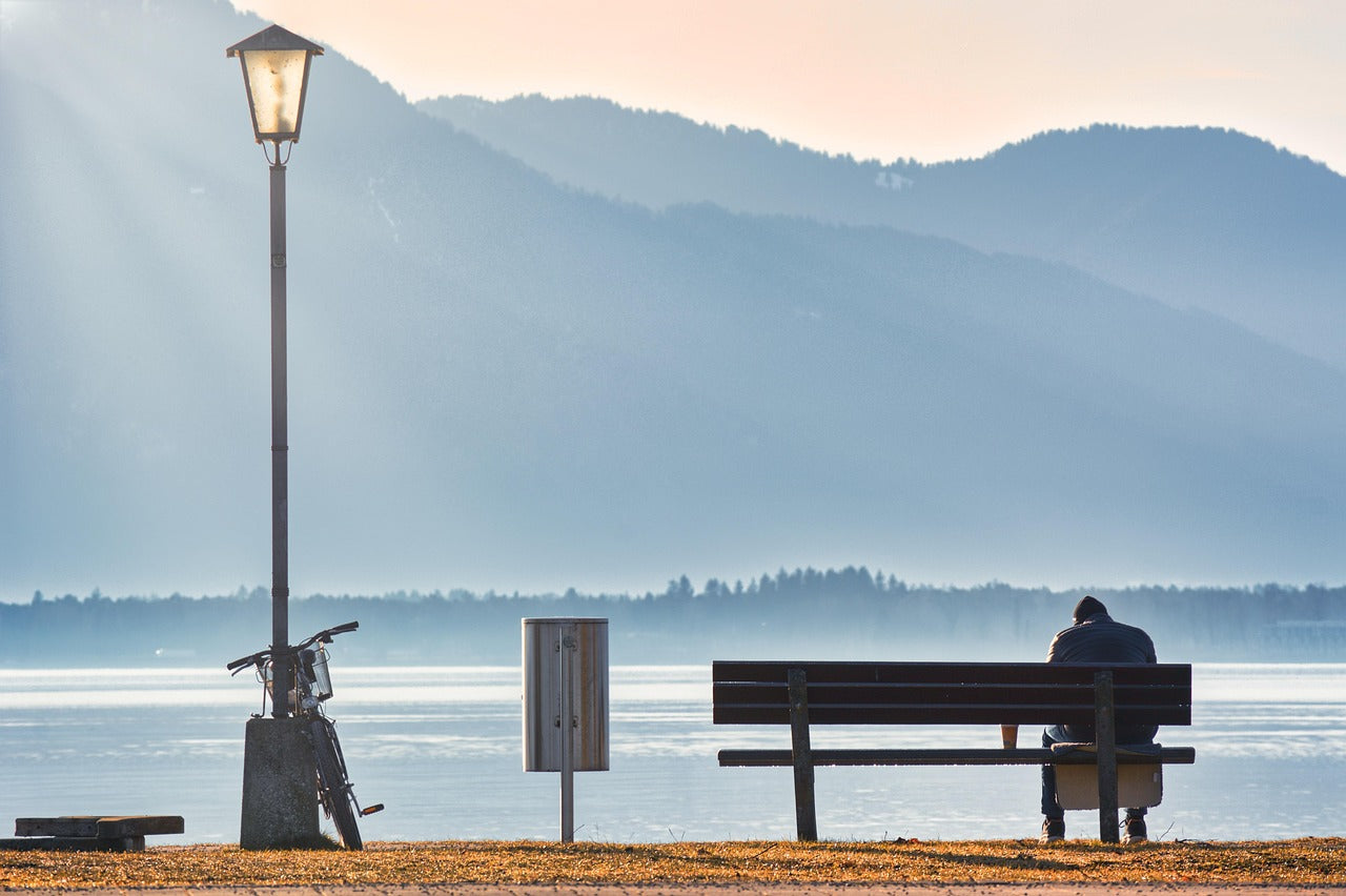 A Complete Guide to Memorial Benches