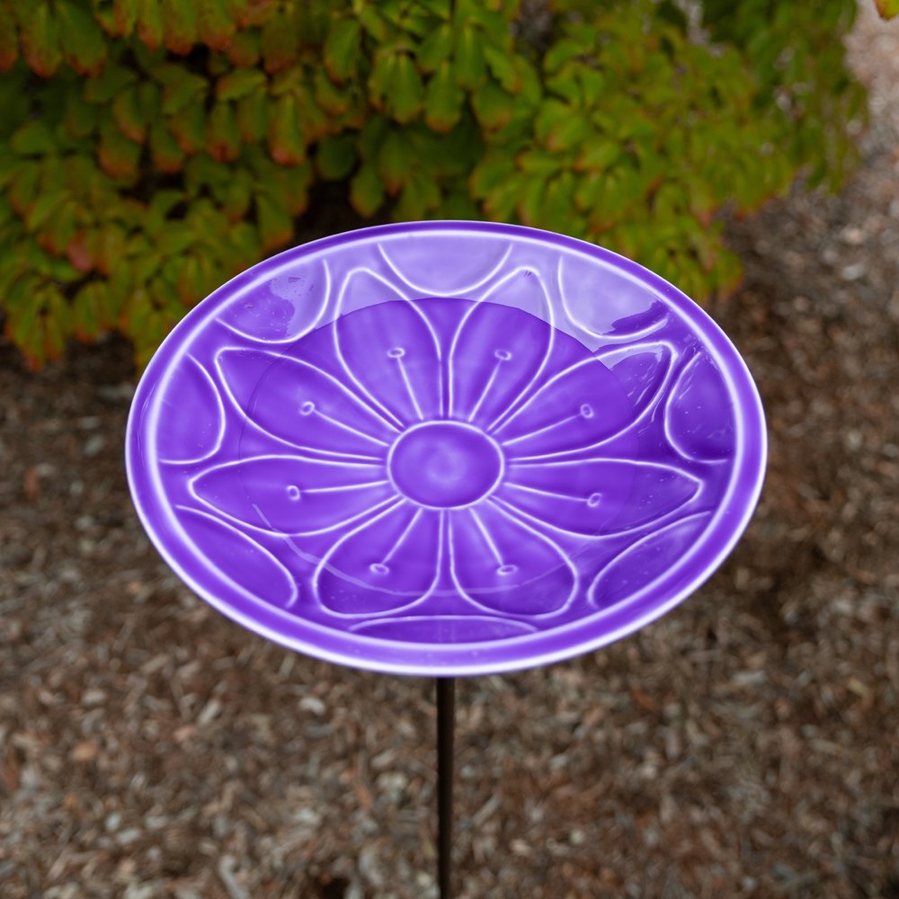 12" Lolly Embossed Birdbaths with Garden Stake Birdbath