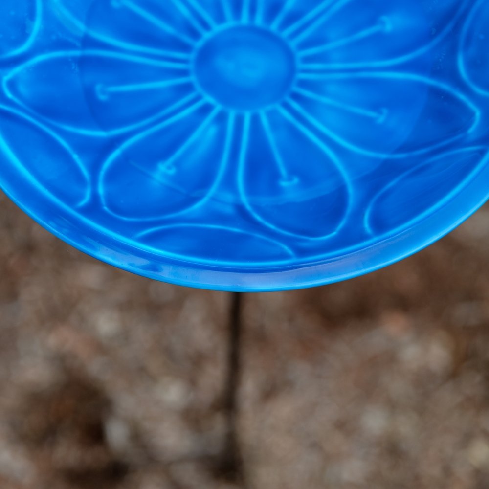 12" Lolly Embossed Birdbaths with Garden Stake Birdbath