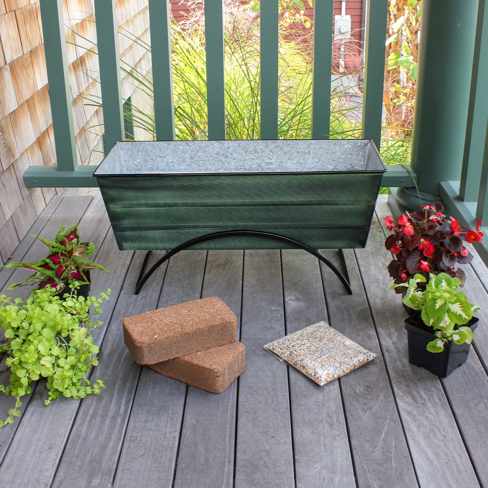 Bloom Box Garden Growing Kit, Small Copper by Achla Designs Achla Designs