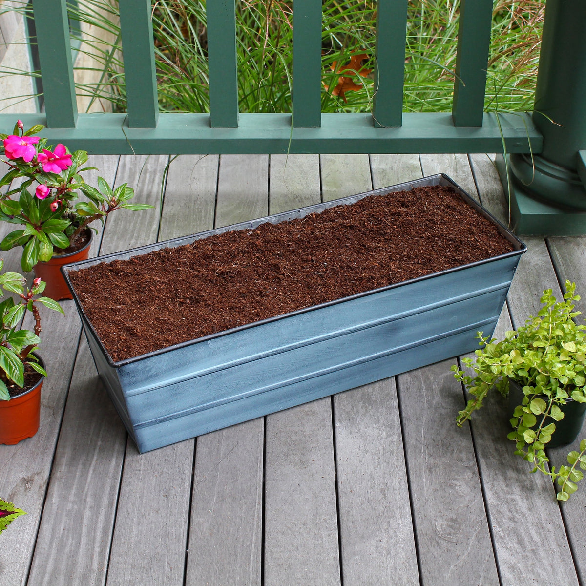 Bloom Box Garden Growing Kit, Medium White with Brackets for 2 x 6 Railings Achla Designs