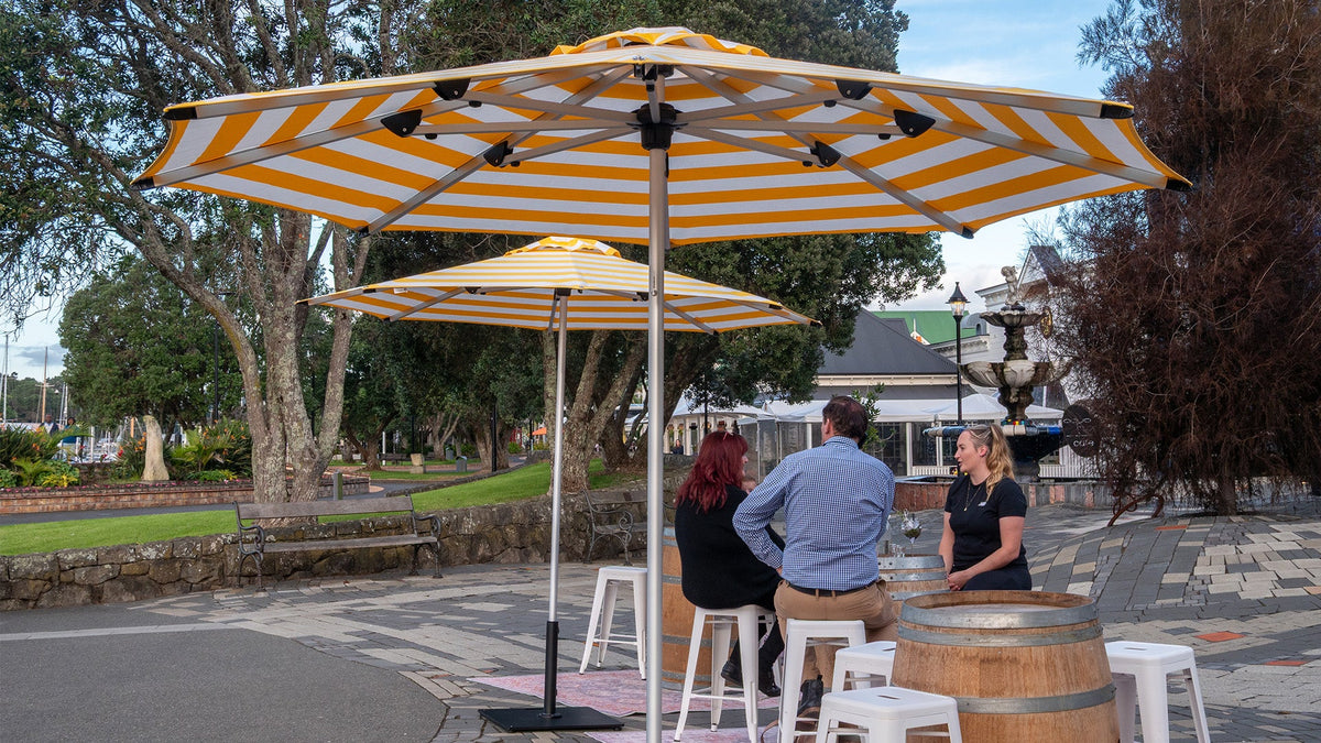 Shadowspec Oasis™ 7’ Square Umbrella / Commercial Market Umbrella Umbrella &amp; Canopy