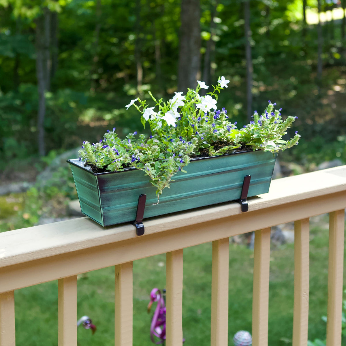 Bloom Box Garden Growing Kit with Clamp-On Brackets Achla Designs