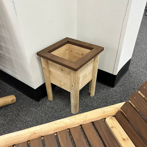 ThermaFusion Cedar Square Planter Box Lounge Chair