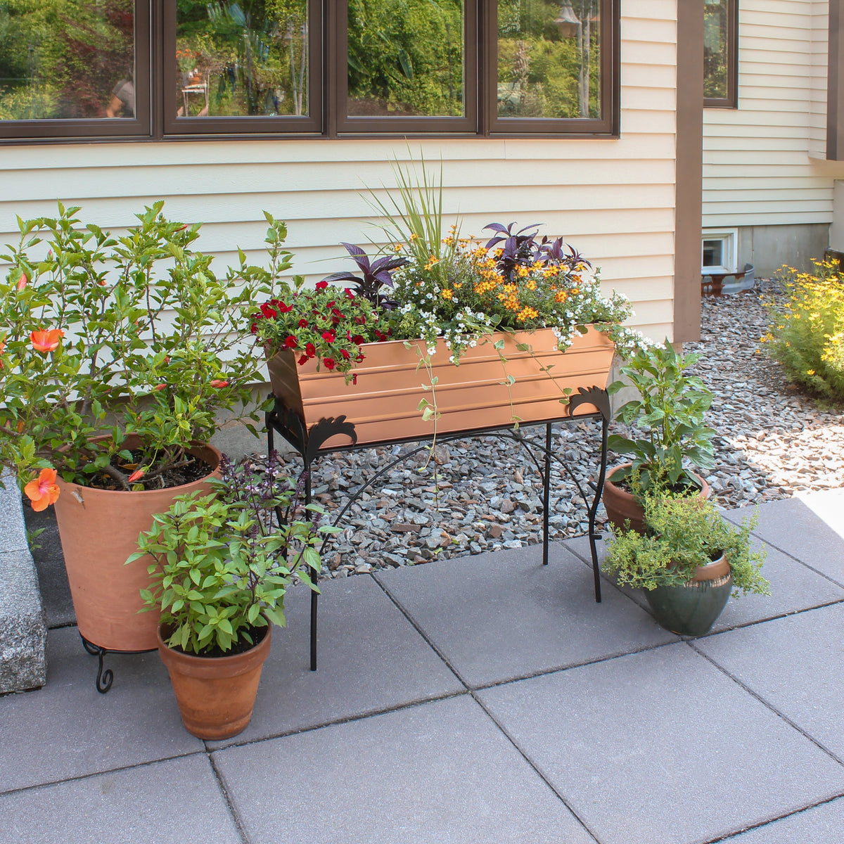 36" Flower Box with Flora Stand, 30-in H Flower Box