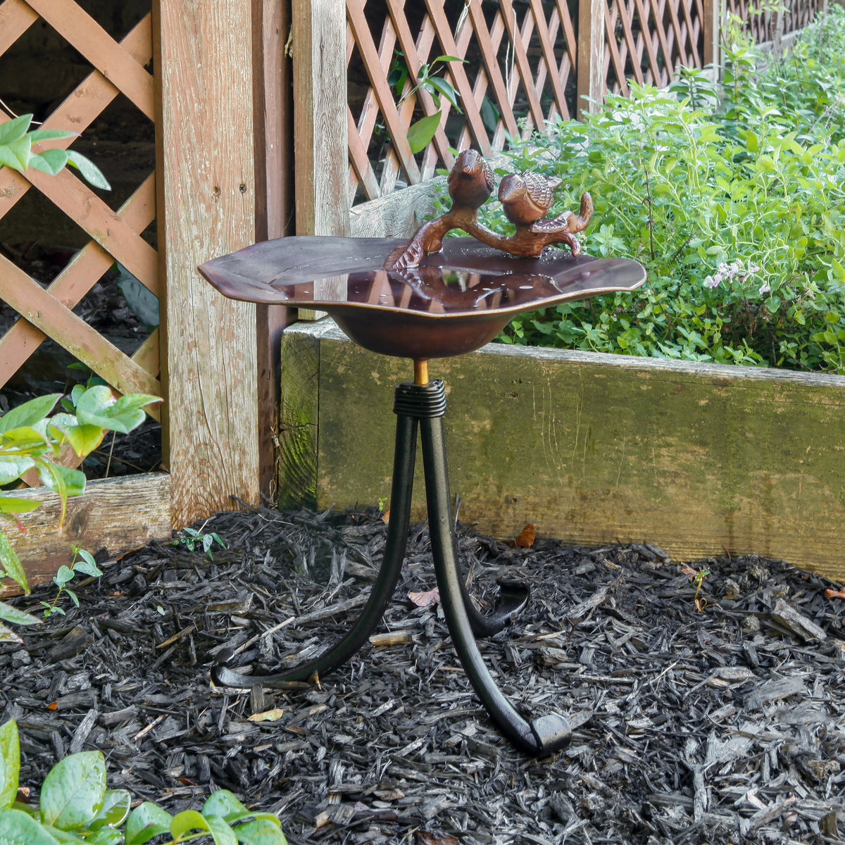 Antiqued Birdbath with Birds Birdbath with Birds