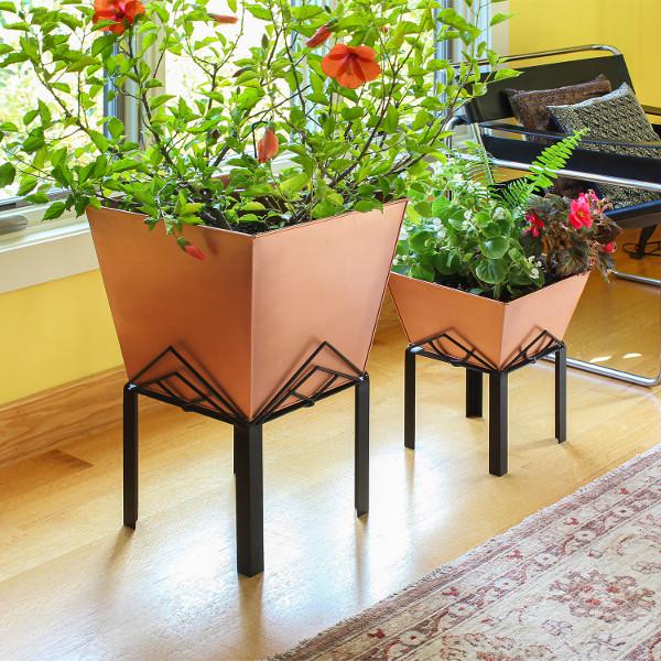 Marion Planter with Copper Plated Flower Box Planter with Flower Box
